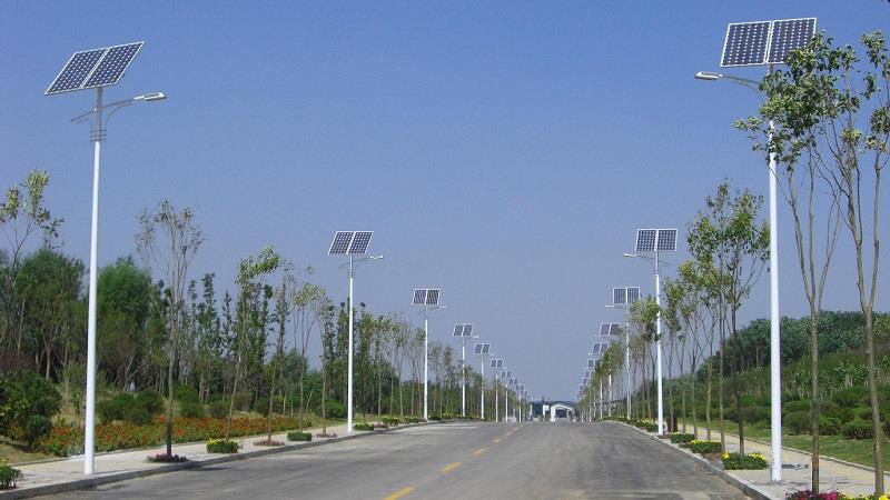 路燈廠家淺談太陽能路燈優(yōu)點與缺點有哪些？